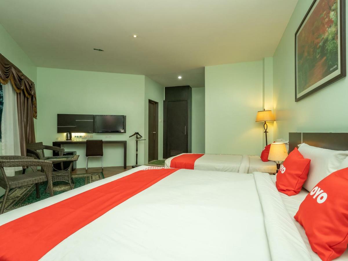 One Garden Hotel @ Senawang Seremban Exterior photo